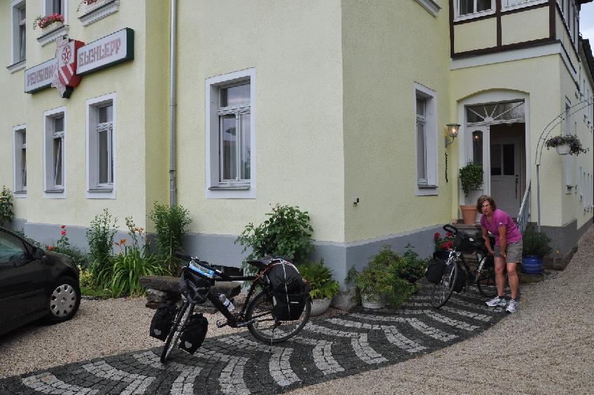 <i><b>335-Pension Elchlepp in Radebeul</b></i>